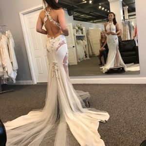 Bridal gown/ bridal dress